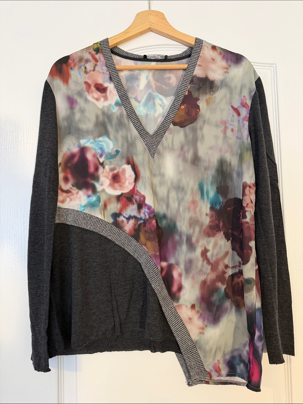 ZARA Mixed‑Media Long Sleeve Top – Size L– Abstract Front Print